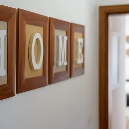 Vista Lobos Entre Volcanes Y Oceano * Playa Blanca (Lanzarote)